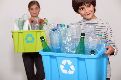 Choosing the Right Furniture Disposal Method